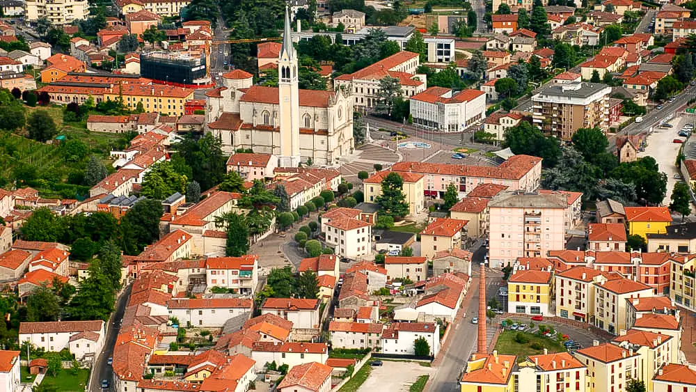 Vendere casa a Montecchio Maggiore: come la logica di distretto influenza prezzo e tempi – Agenzia immobiliare a Vicenza e provincia | Keyspace