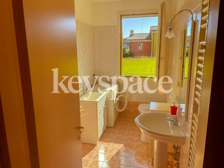 Appartamento piano terra con giardino e garage doppio – Agenzia immobiliare a Vicenza e provincia | Keyspace