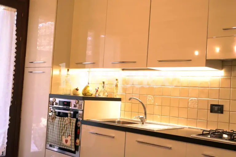 Villino con giardino privato, garage e 3 camere – Keyspace – Agenzia immobiliare a Vicenza e provincia Villino con giardino privato, garage e 3 camere – Agenzia immobiliare a Vicenza e provincia | Keyspace
