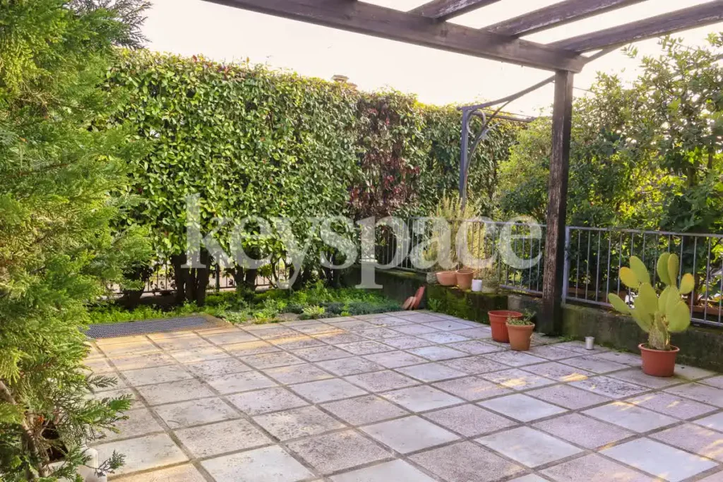 Villino con giardino privato, garage e 3 camere – Agenzia immobiliare a Vicenza e provincia | Keyspace