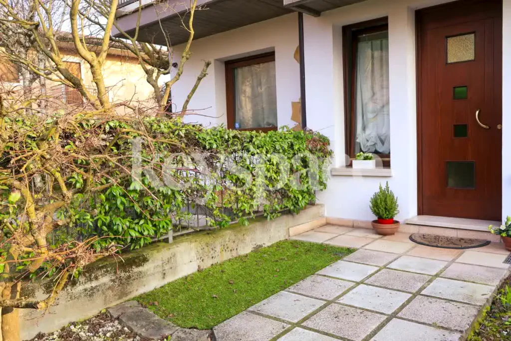 Villino con giardino privato, garage e 3 camere – Agenzia immobiliare a Vicenza e provincia | Keyspace