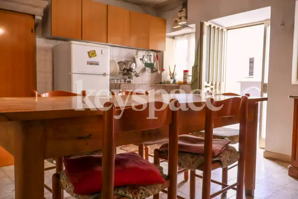 Casa di corte da ristrutturare con terreno a Castelvecchio – Agenzia immobiliare a Vicenza e provincia | Keyspace