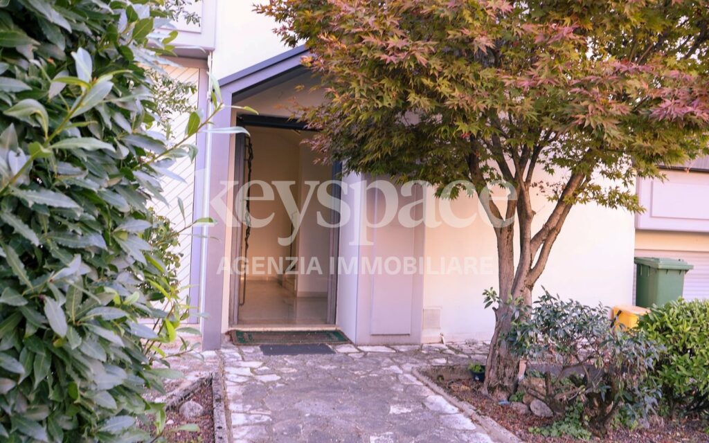 Villa con giardino a Montecchio Maggiore – foto 30